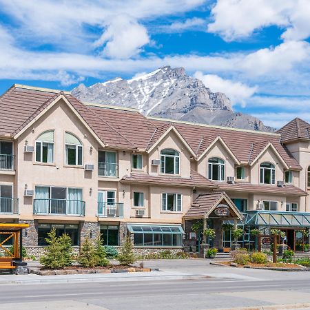 Irwin'S Mountain Inn Banff Exteriér fotografie